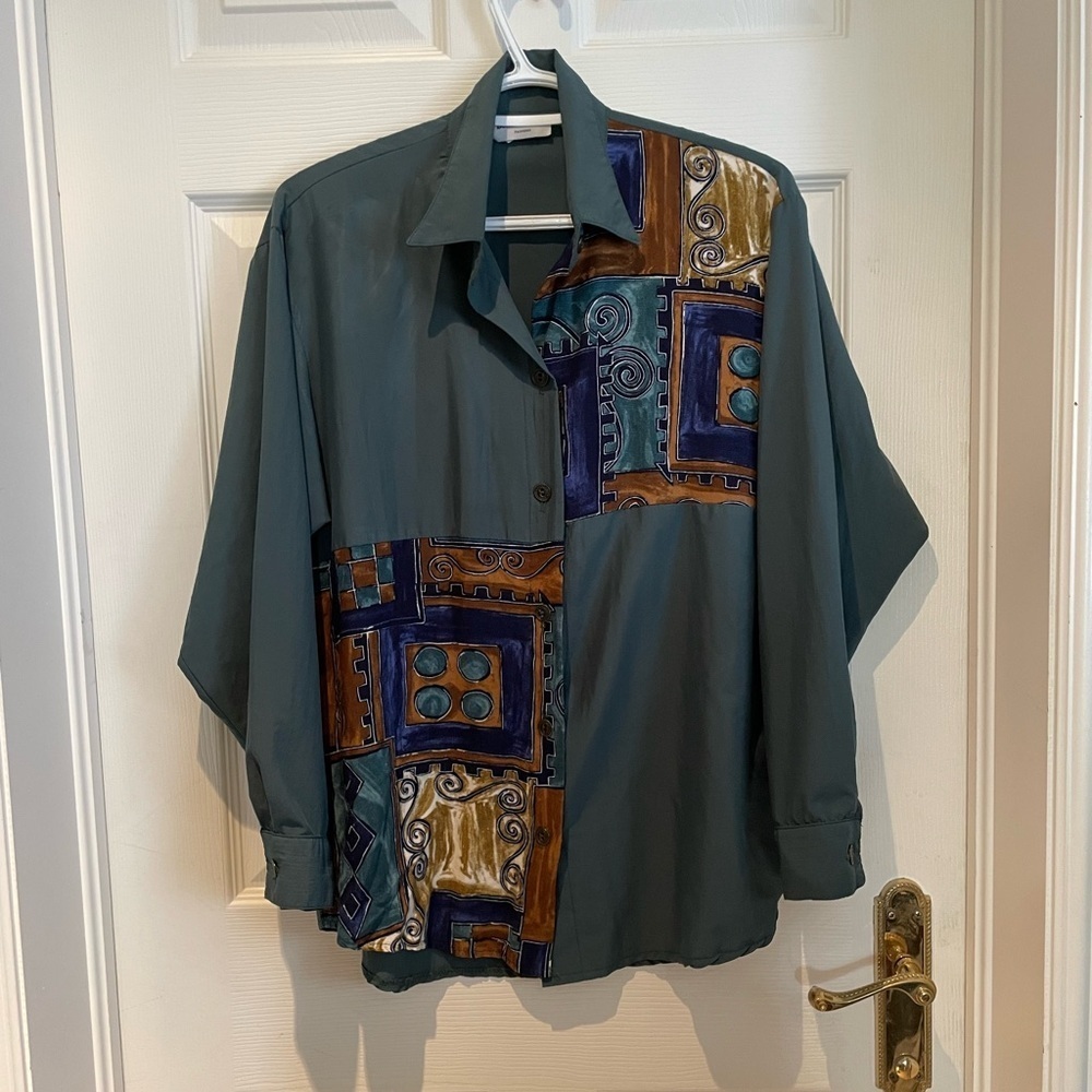 Women’s button up